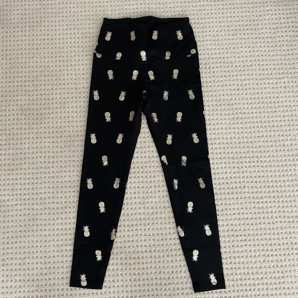 Beyond Yoga Gold Pineapple Leggings - Picture 2 of 5